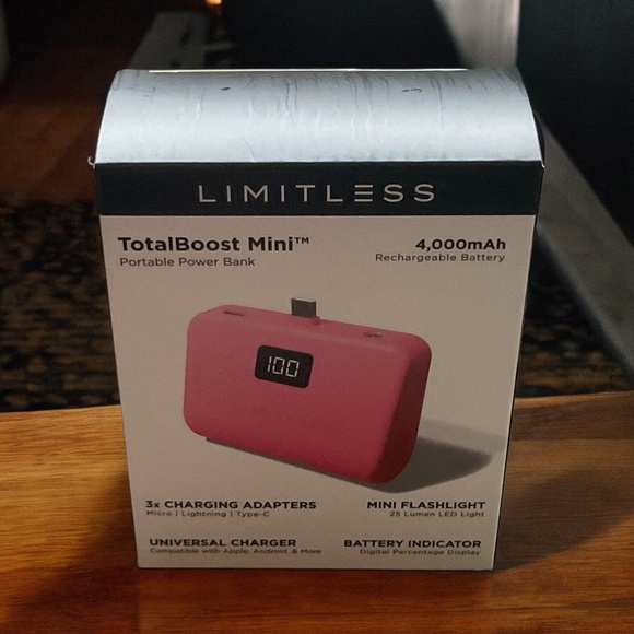 LIMITLESS TOTAL BOOST MINI 4,000mAh UNIVERSAL POWER BANK - PINK - Picture 1 of 4